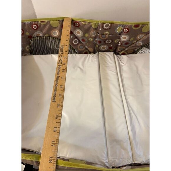 Summer Infant travel changing pad item #70790 - Picture 4 of 6